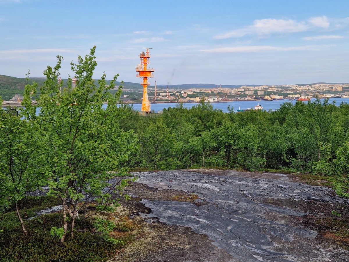 Вечерняя прогулка в полярный день на сопку Мишукова (мини-группа)